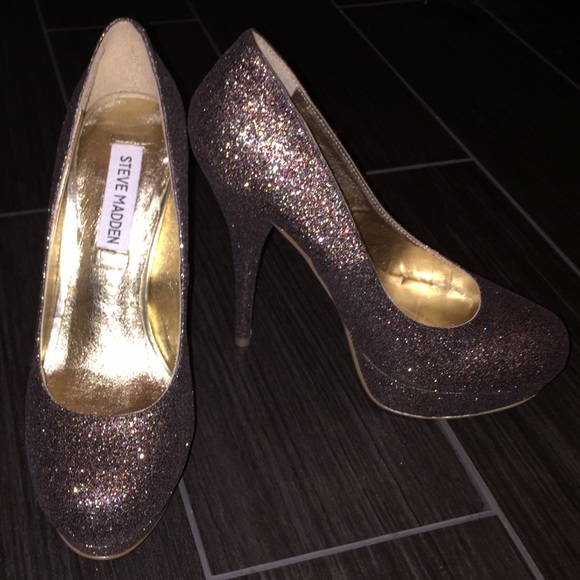 NEW in Box Steve Madden glitter heels 7 1/2