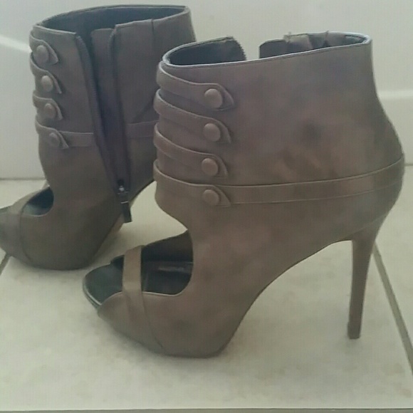 SE Boutique - Sam Edelman Design Group