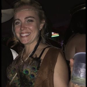 Meet your Posher, Lacy