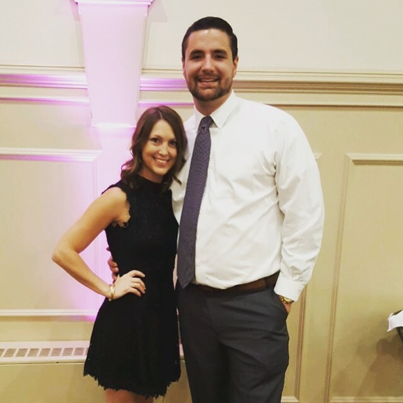 Meet your Posher, Cali - Picture 4 of 4