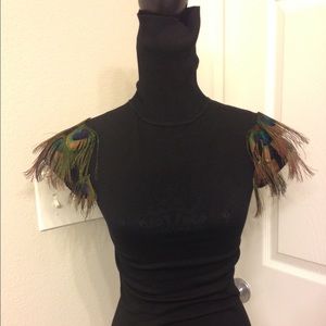 Feathered short sleeved turtleneck