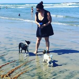 Meet your Posher, Dimitra