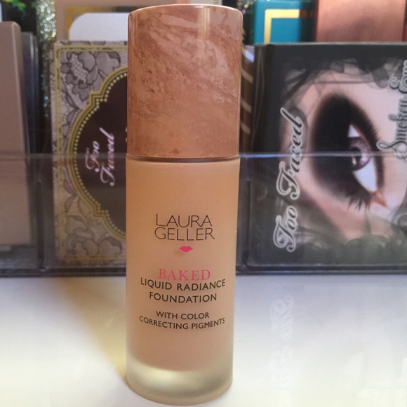 Laura Gellar Baked Radiance Foundation