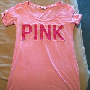 pink scoop neck tshirt
