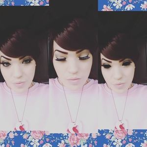 Meet your Posher, Cassh