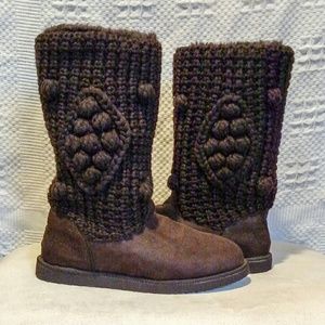 Old Navy cozy boots - size 8 NWOT