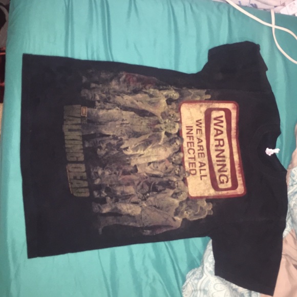 Walking dead graphic tee