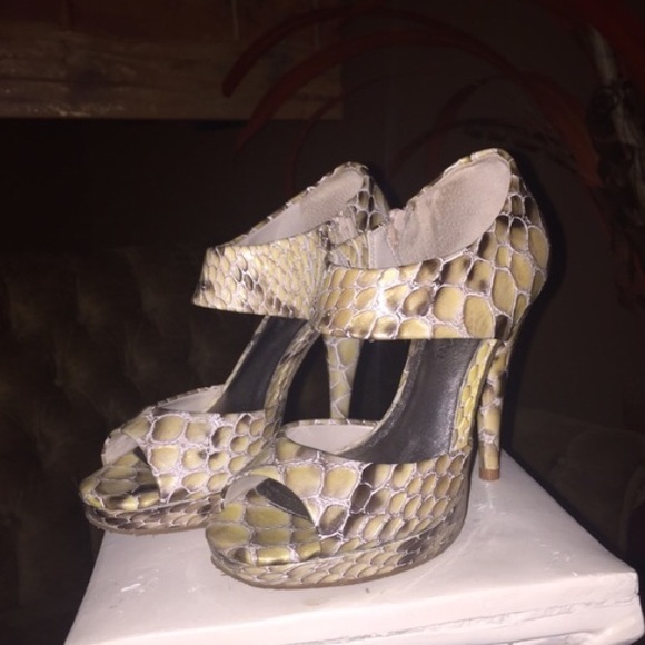 Gianni Bini Shoes - Beautiful snake print heeled sandal