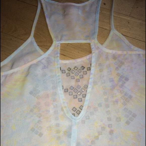 Silence + Noise Tanktop. Size small. - Picture 2 of 3