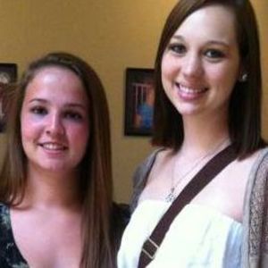 Meet your Posher, Allyssa