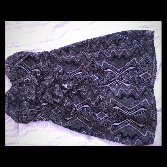 Guess dress black and white.