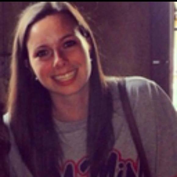 Meet your Posher, Julia - Picture 1 of 1