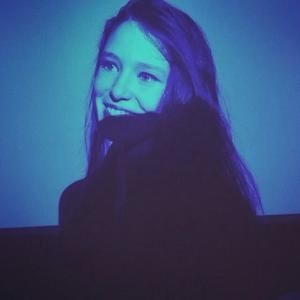 Meet your Posher, Juliette