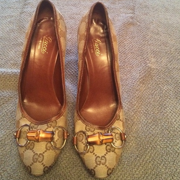 Gucci pump