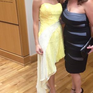 Yellow high-low cocktail