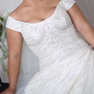 Ines Di Santo Wedding Gown