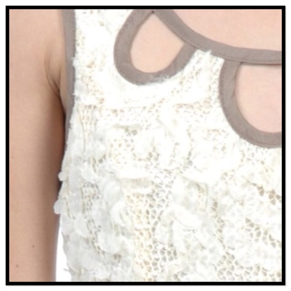 A’REVE PARTY READY CREAM LACE DETAIL DRESS - NWT - Picture 2 of 3