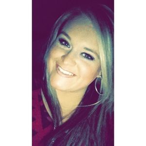 Meet your Posher, Jennifer