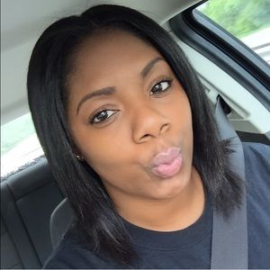 Meet your Posher, Shantese