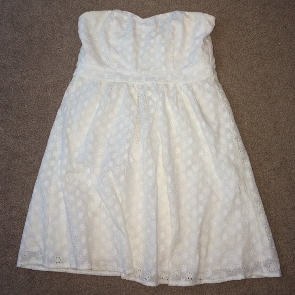 White flowered dress
