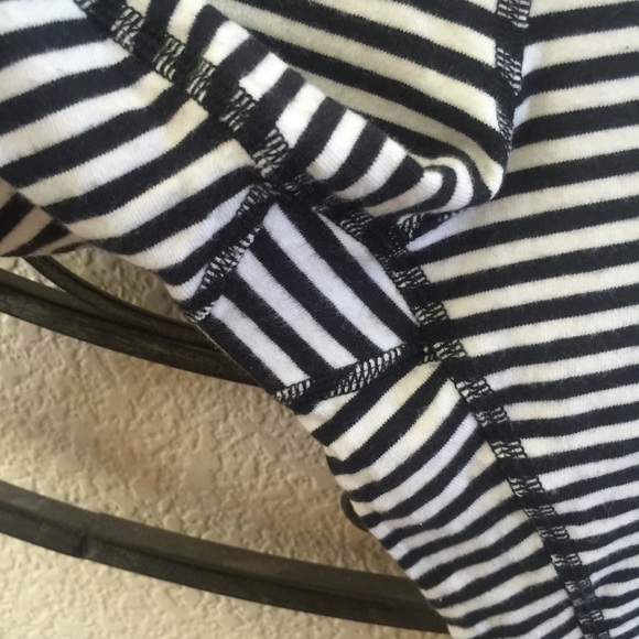 Lululemon Classic Stripe Under Tight - Picture 2 of 4