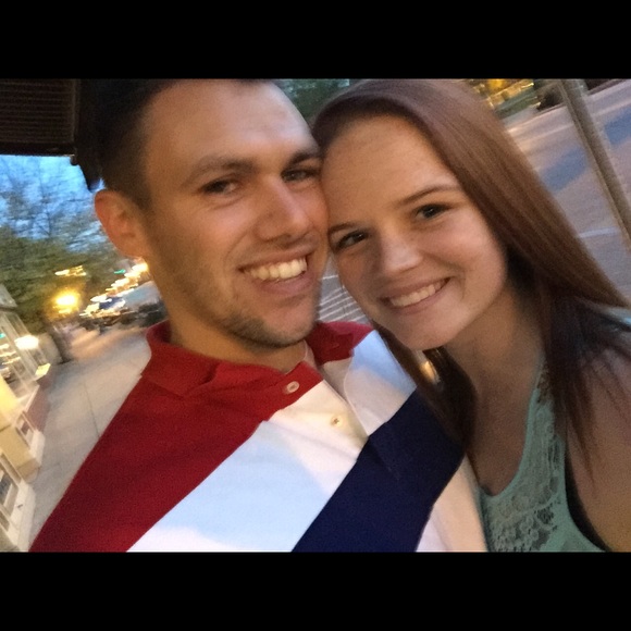 Meet your Posher, Kayla