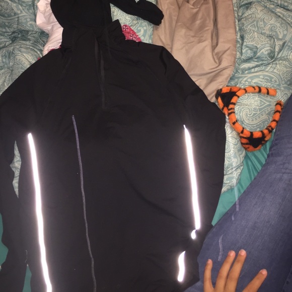 Dry fit reflector sweater