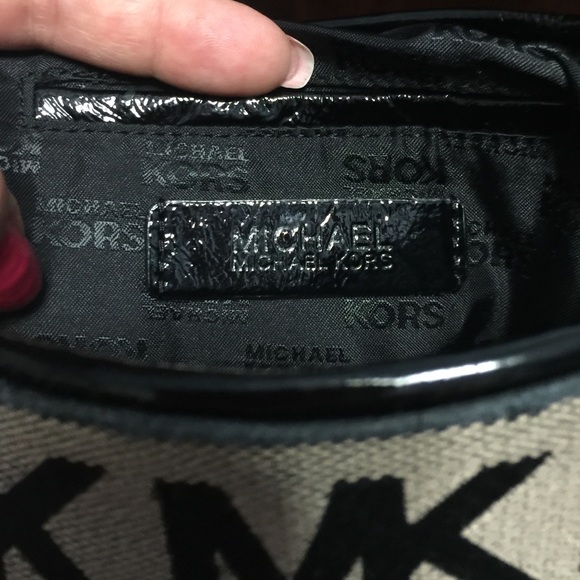 Vintage Michael Kors Crossbody Bag like New !!! - Picture 3 of 4