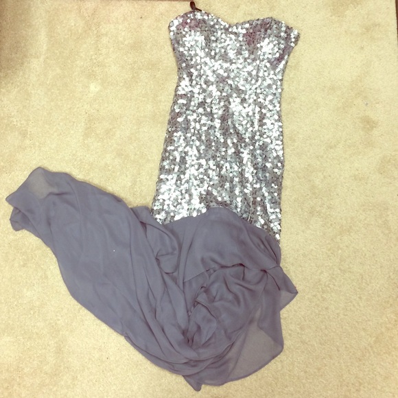 Hi-Low silver sequin dress with tail -worn once - Picture 1 of 4
