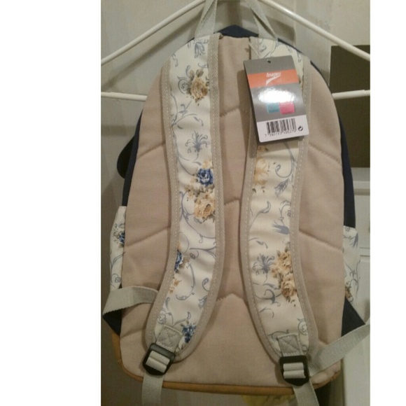 Beautiful Floral Backpack - Picture 2 of 4