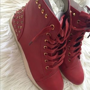 ❤️SUPER SALE❤️ BNWOT SHOE DAZZLE SHOES