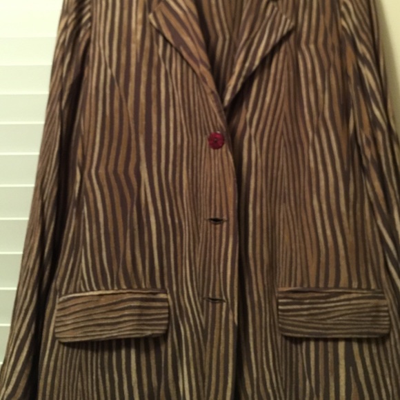 Dress - Picture 3 of 4