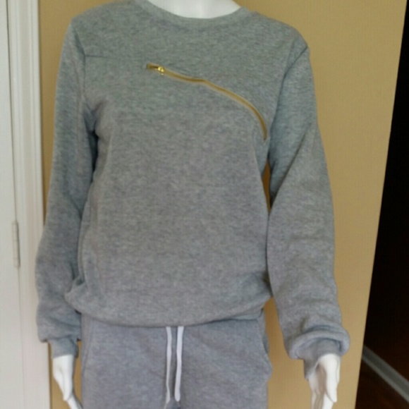 Brand New!  Cute Jogging Set with Gold Zippers!  M