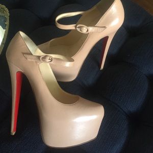 Christian Louboutin Daffodil Mary Jane