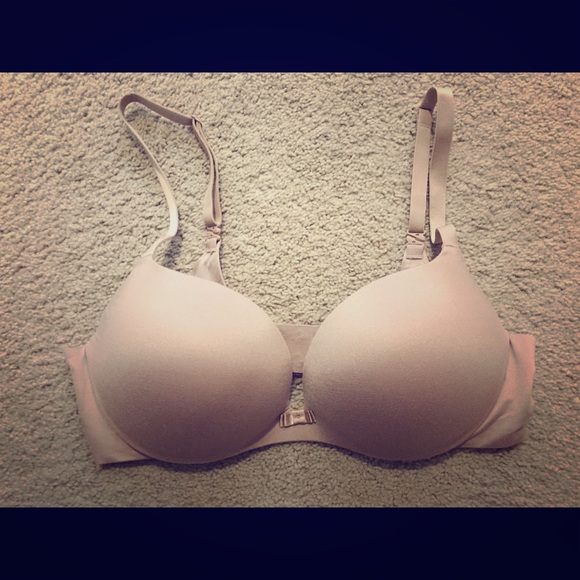 Victoria's Secret Incredible Bra 36C