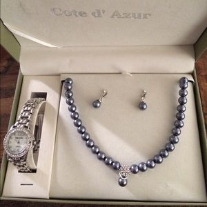 Pearl Necklace/Earring/watch set