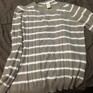 Bnwot tan and white sweater