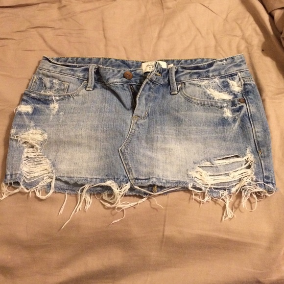 Abercrombie & Fitch Women's jean skirt