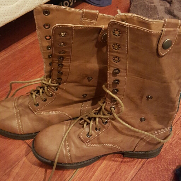 Tan madden girl combat boots