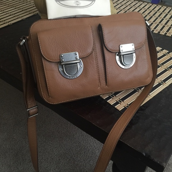 Fossil Riley top zip leather camel brown crossbody