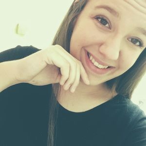 Meet your Posher, Kelsey