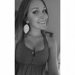 Meet your Posher, Skye