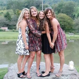 Meet your Posher, Kelly mcadams