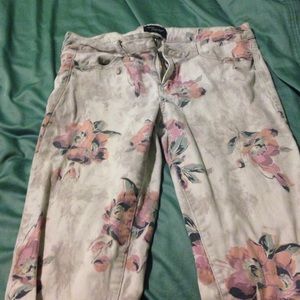 Floral print American eagle jeans
