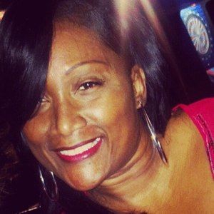 Meet your Posher, Joyce