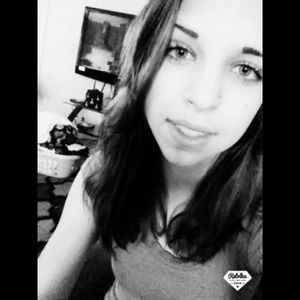 Meet your Posher, Breanna