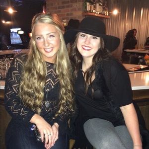 Meet your Posher, Madelyn