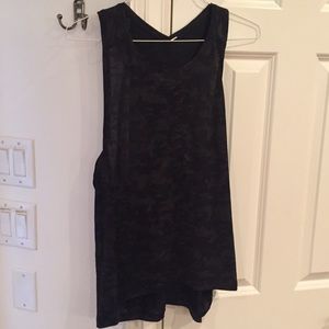 Lululemon Run for days tank size 12