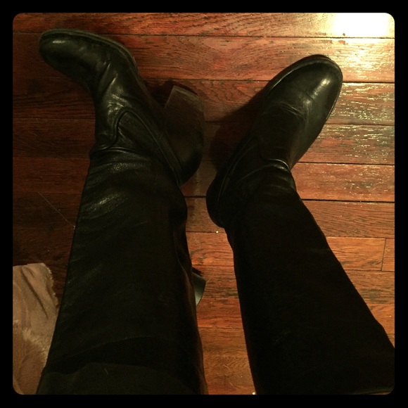 ⚡️PRICE CUT⚡️Frye boots