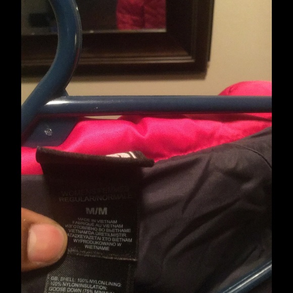 The North Face women's coat - Picture 3 of 3